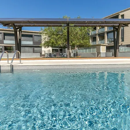 בית נופש Con Piscina, Jardin Comunitario Y Garaje En El Centro De - Es-228-104 *